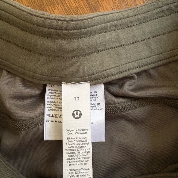 Lululemon Shorts - Picture 3 of 3
